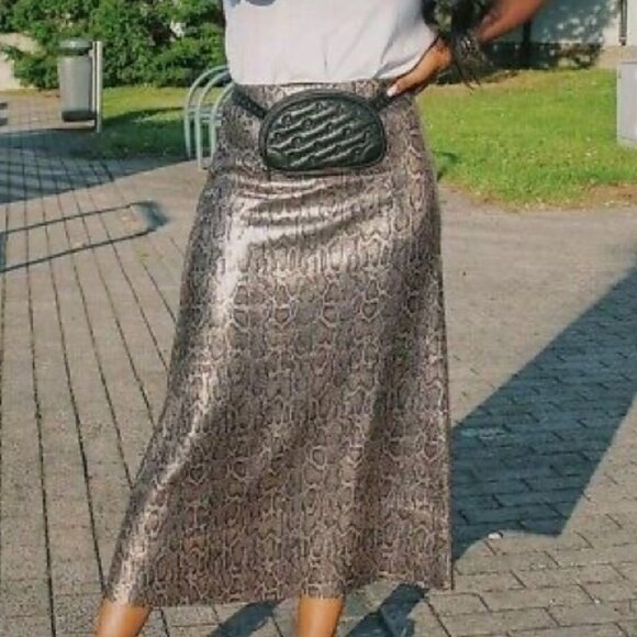 ZARA The Knit Collection Snakeskin Sequin Midi Maxi Skirt Size M - Picture 12 of 13